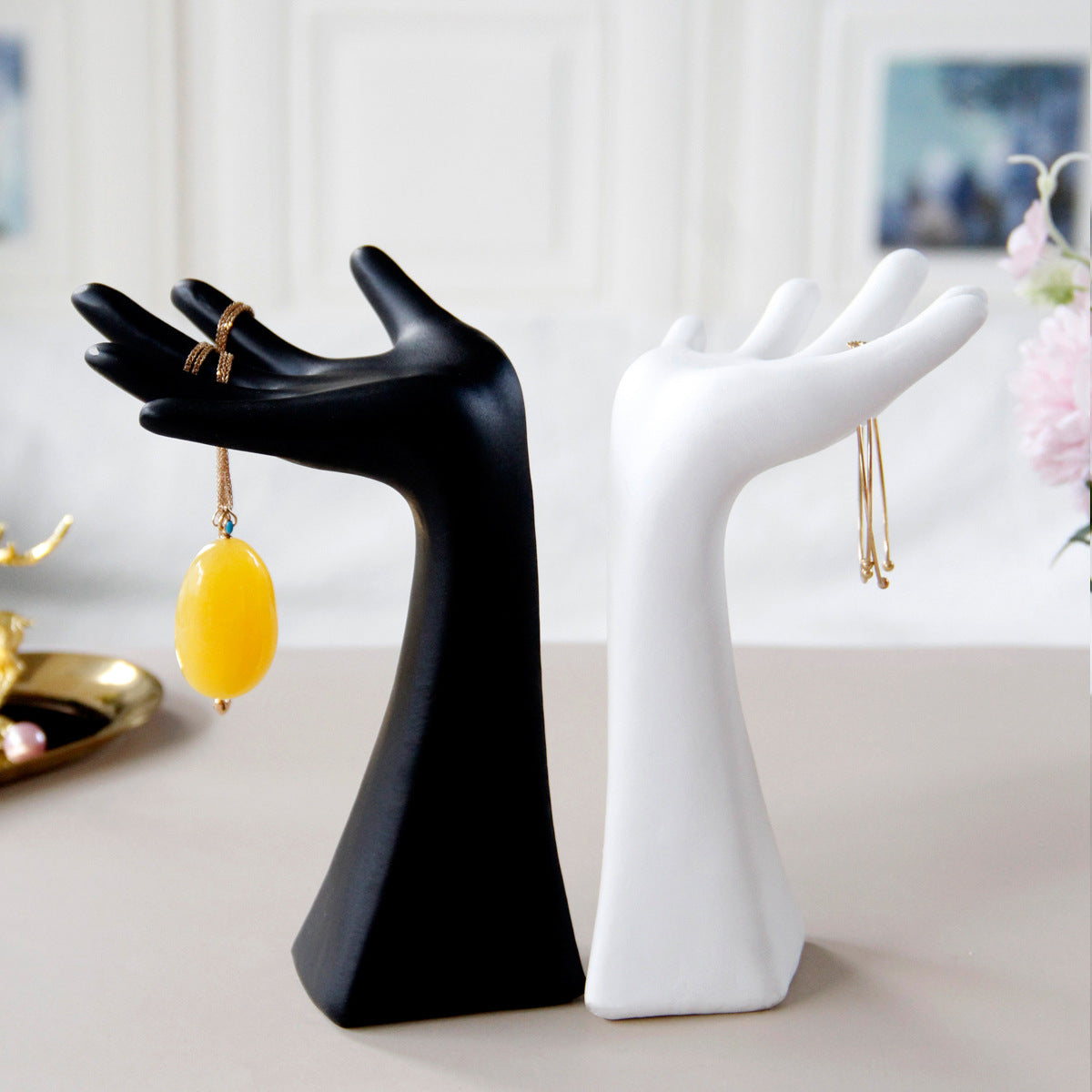 Resin elegant female home desktop ornaments jewelry shelf creative handicrafts ornaments