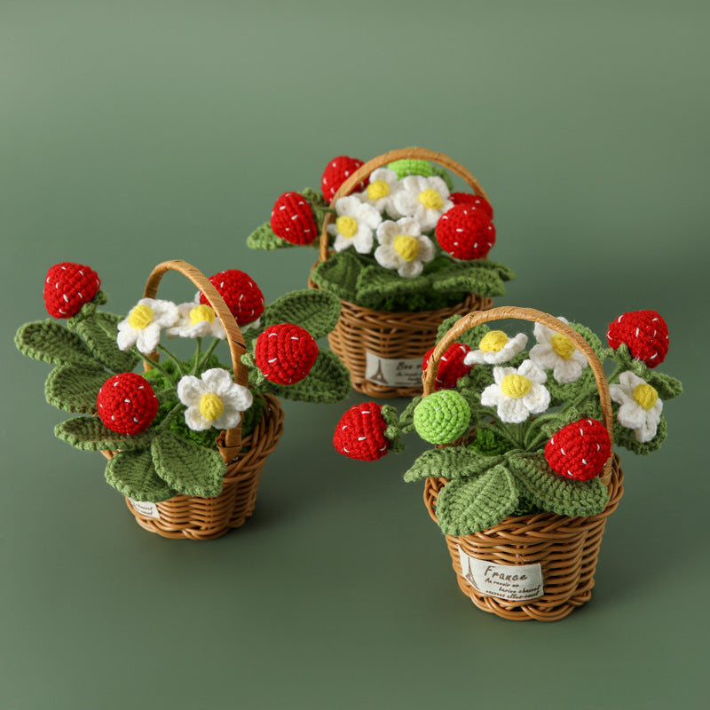 Crocheted potted plant 044