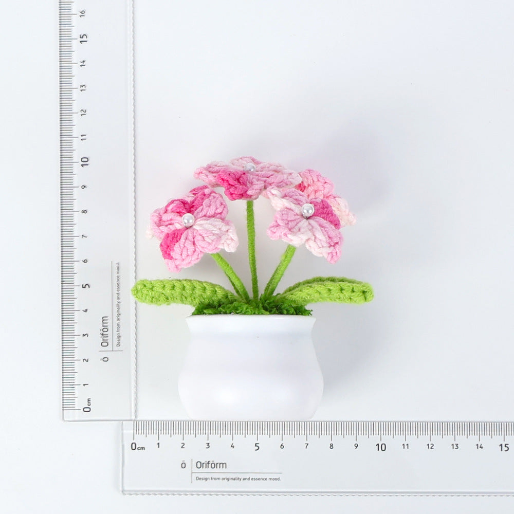 Crocheted potted plant 006