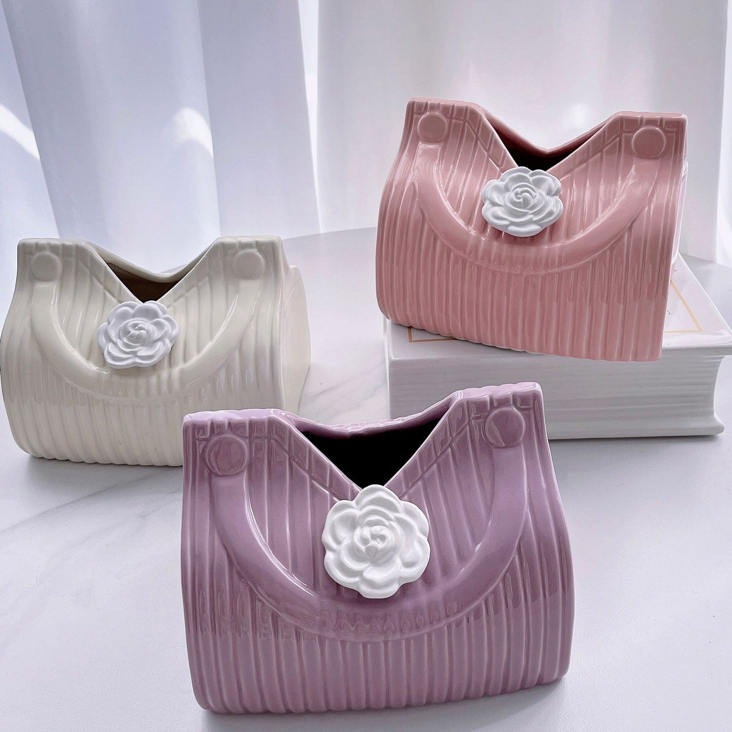 Luxury camellia ceramic tissue box home high value ornaments
