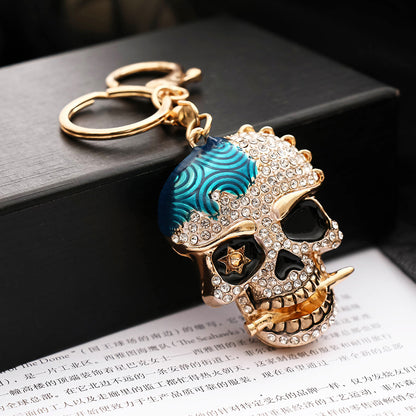Diamond-encrusted creative metal skull keychain