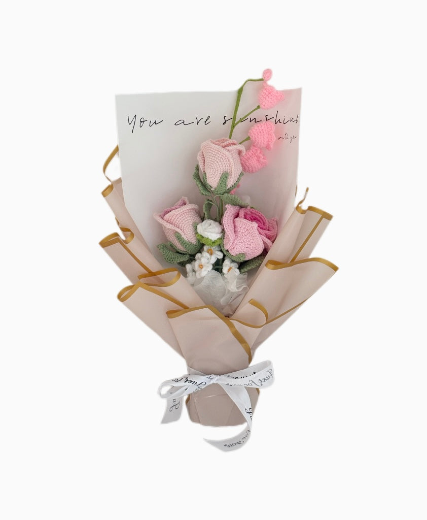 Wine glass rose bouquet 001