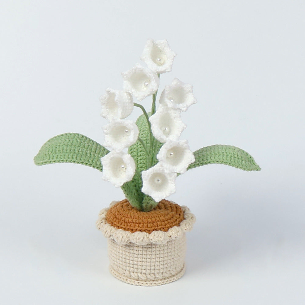 Crocheted potted plant 033