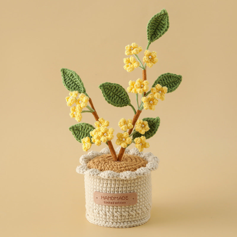 Crocheted potted plant 041