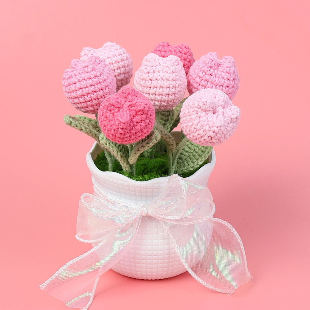 Crocheted potted plant 030