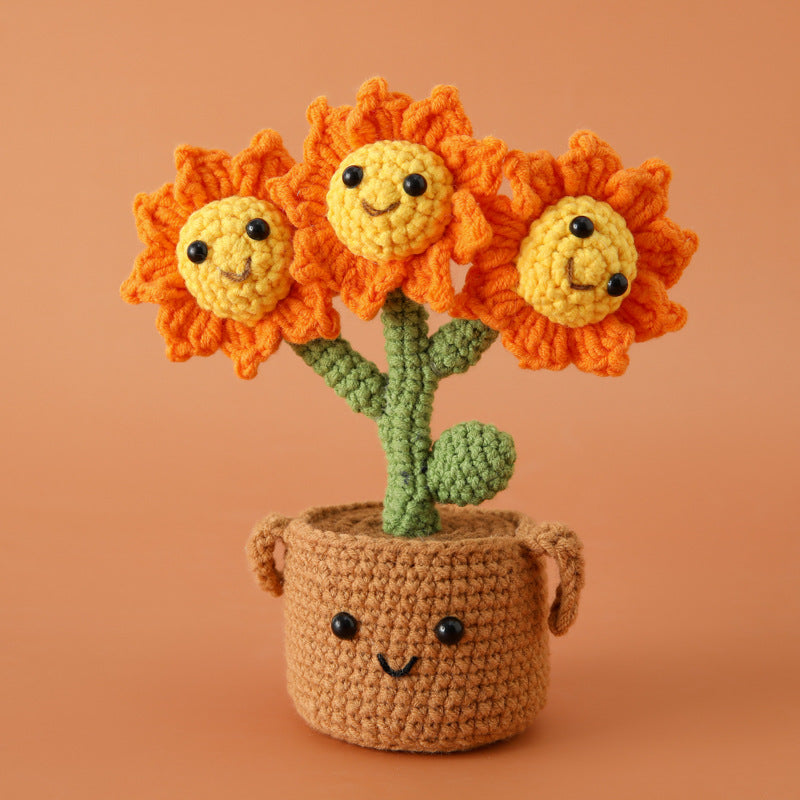Crocheted potted plant 036