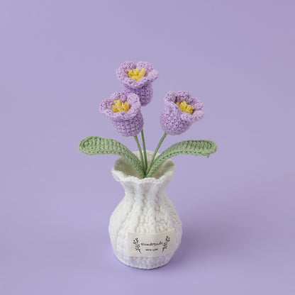 Crocheted potted plant 016