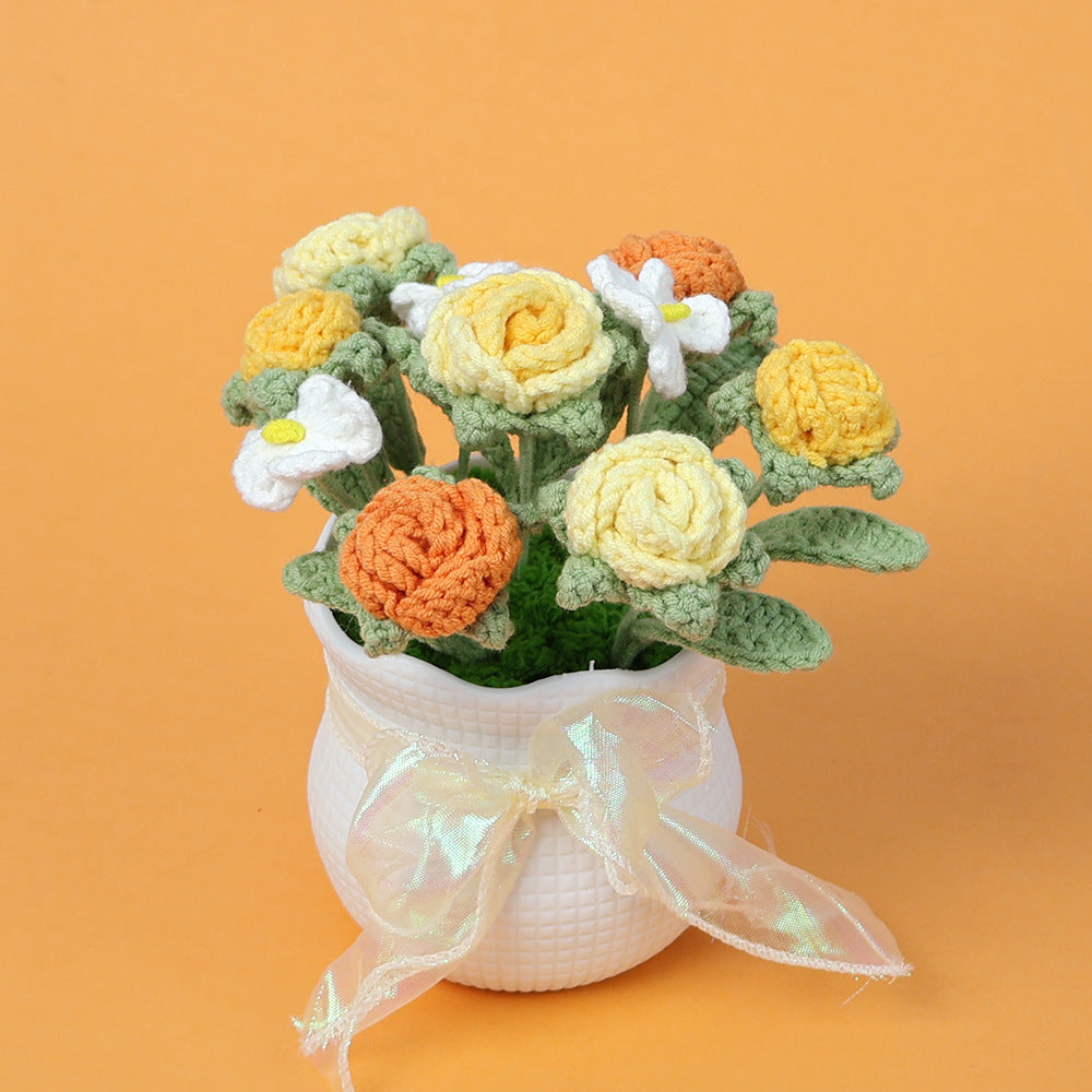 Crocheted potted plant 029