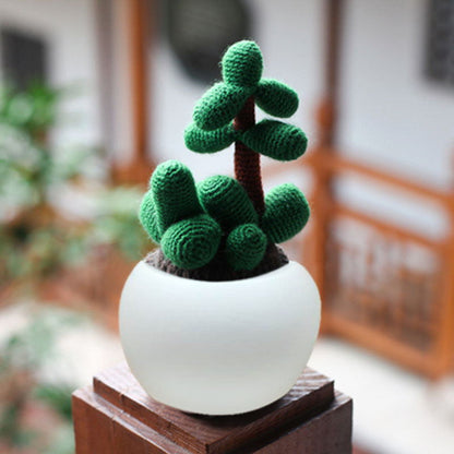 Crocheted potted plant 028