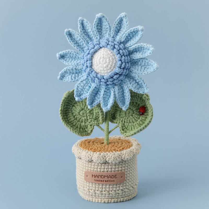 Crocheted potted plant 043