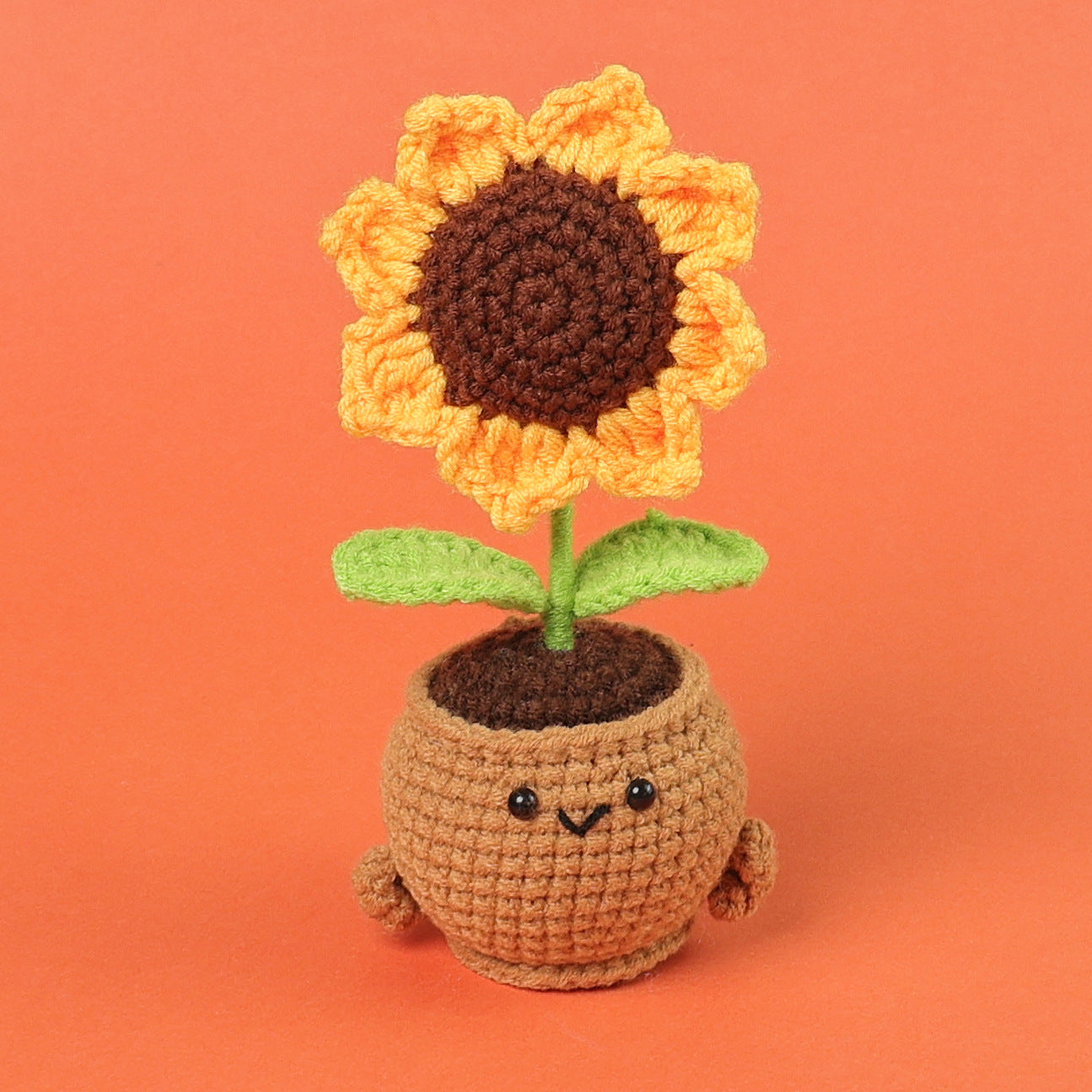 Crocheted potted plant 013