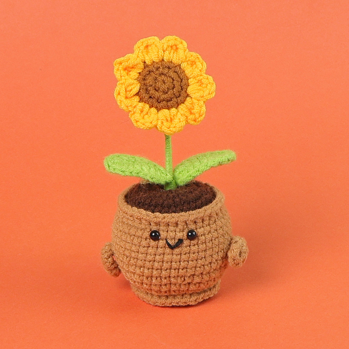 Crocheted potted plant 013