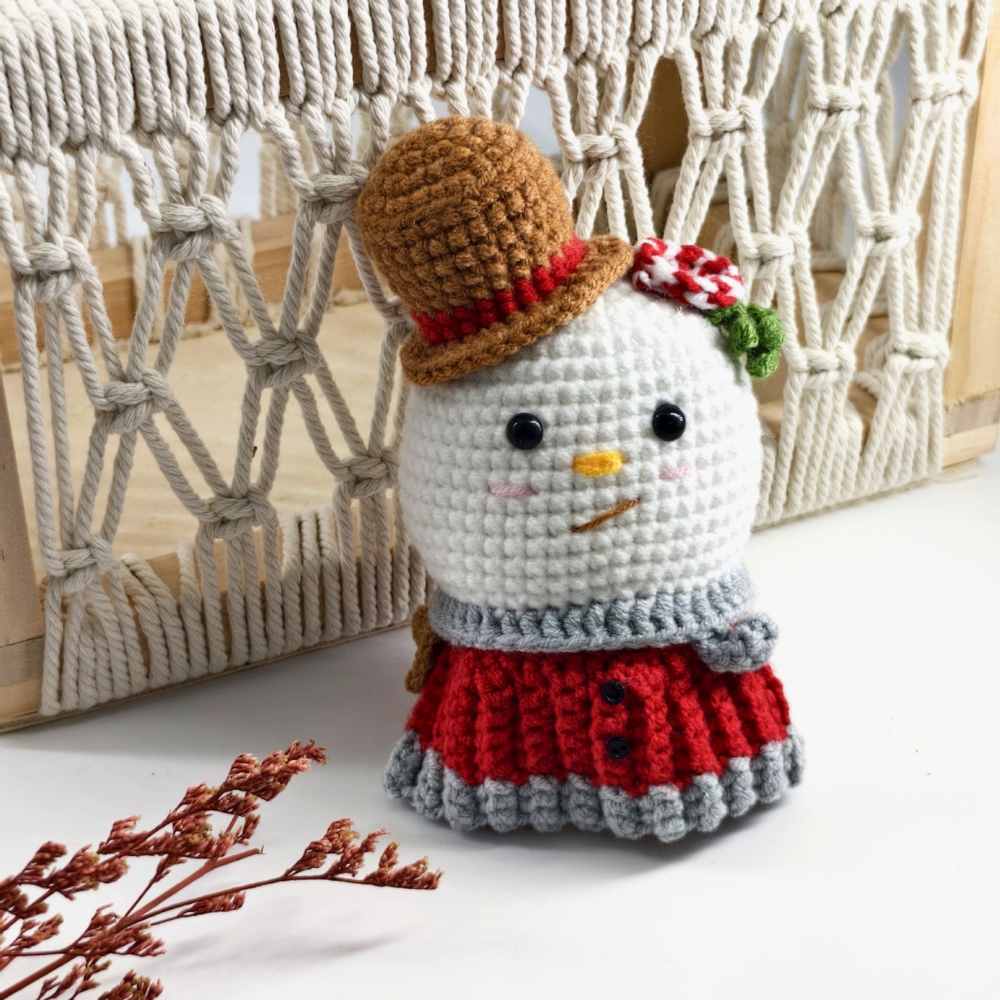 Crocheted Pendants & Ornaments 040