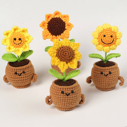 Crocheted potted plant 013