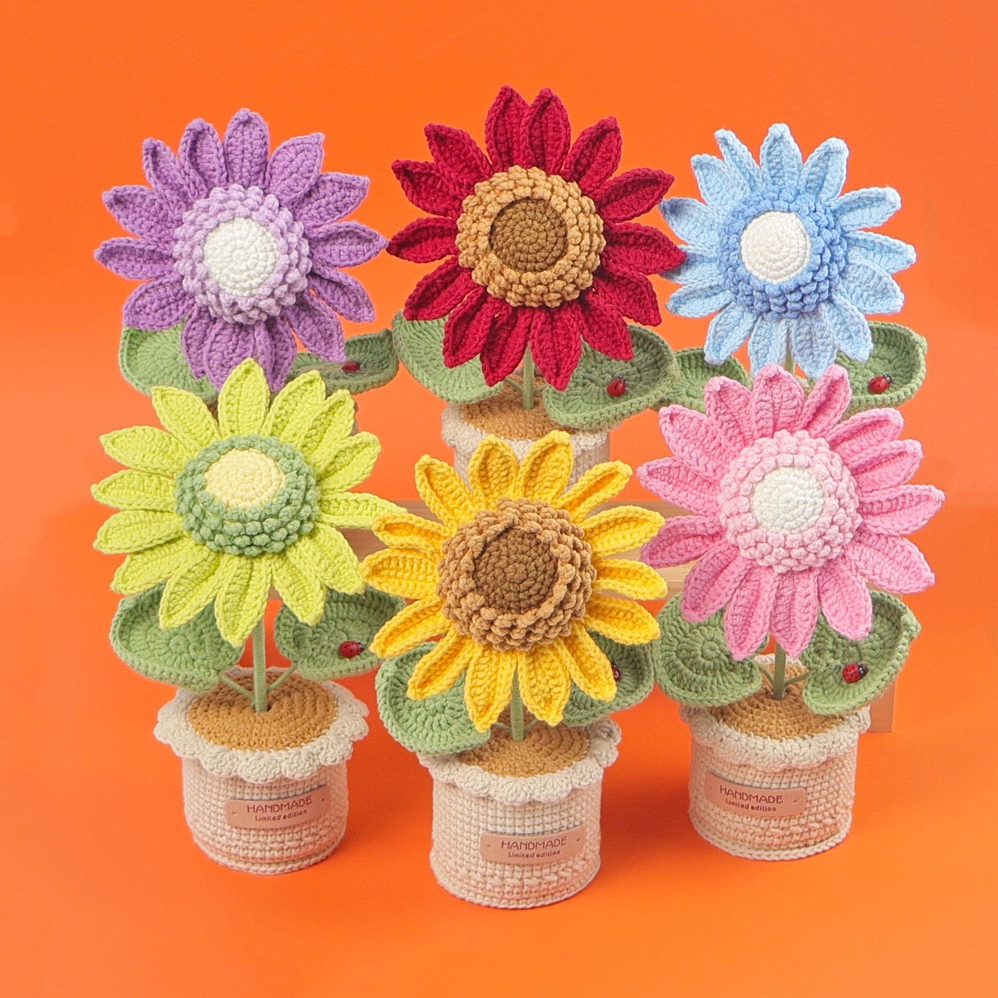 Crocheted potted plant 022