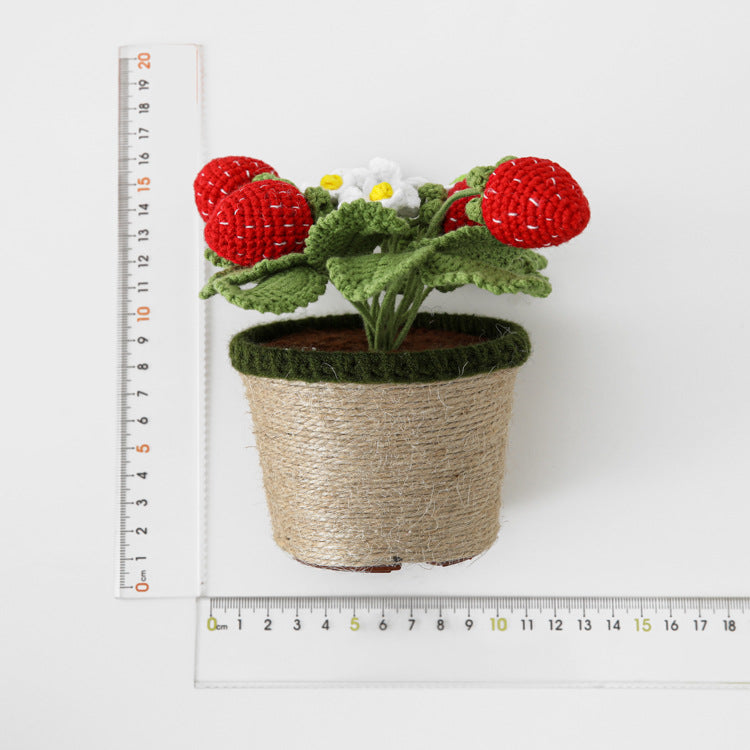 Crocheted potted plant 035
