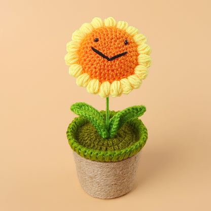 Crocheted potted plant 023