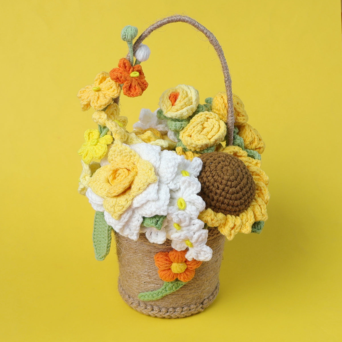 Crocheted potted plant 001