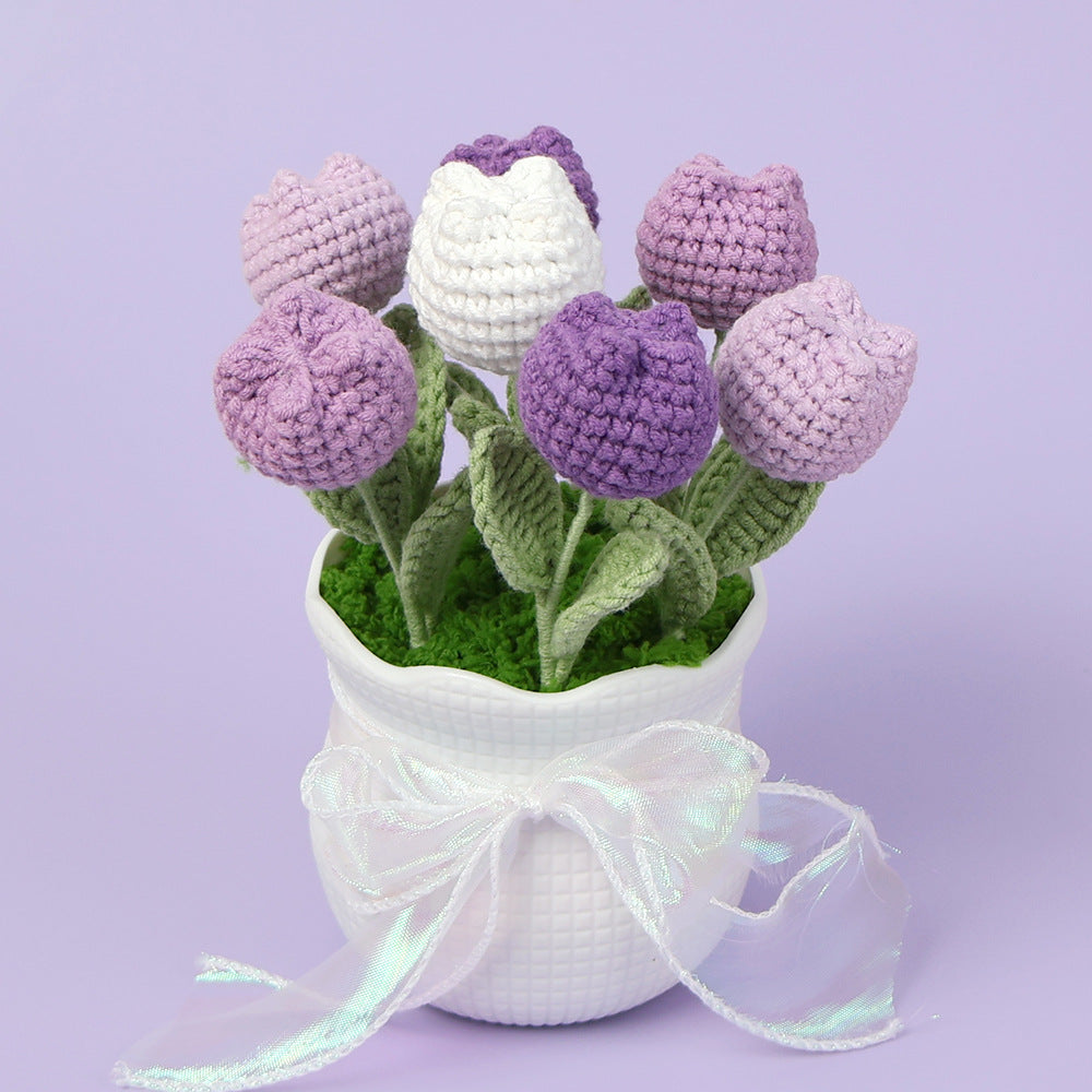 Crocheted potted plant 030
