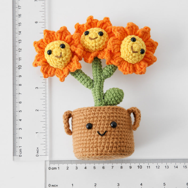Crocheted potted plant 036