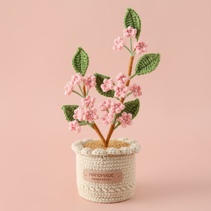 Crocheted potted plant 041