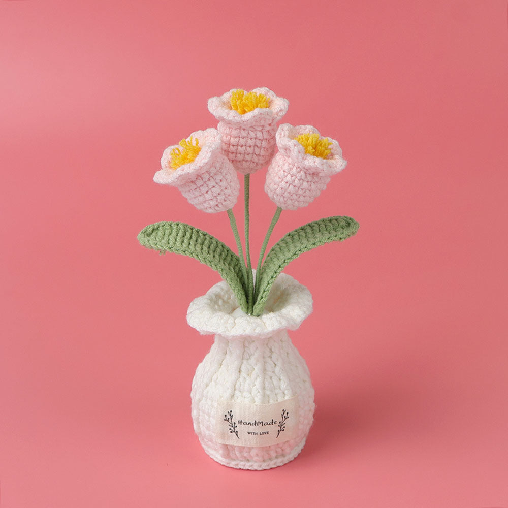 Crocheted potted plant 016