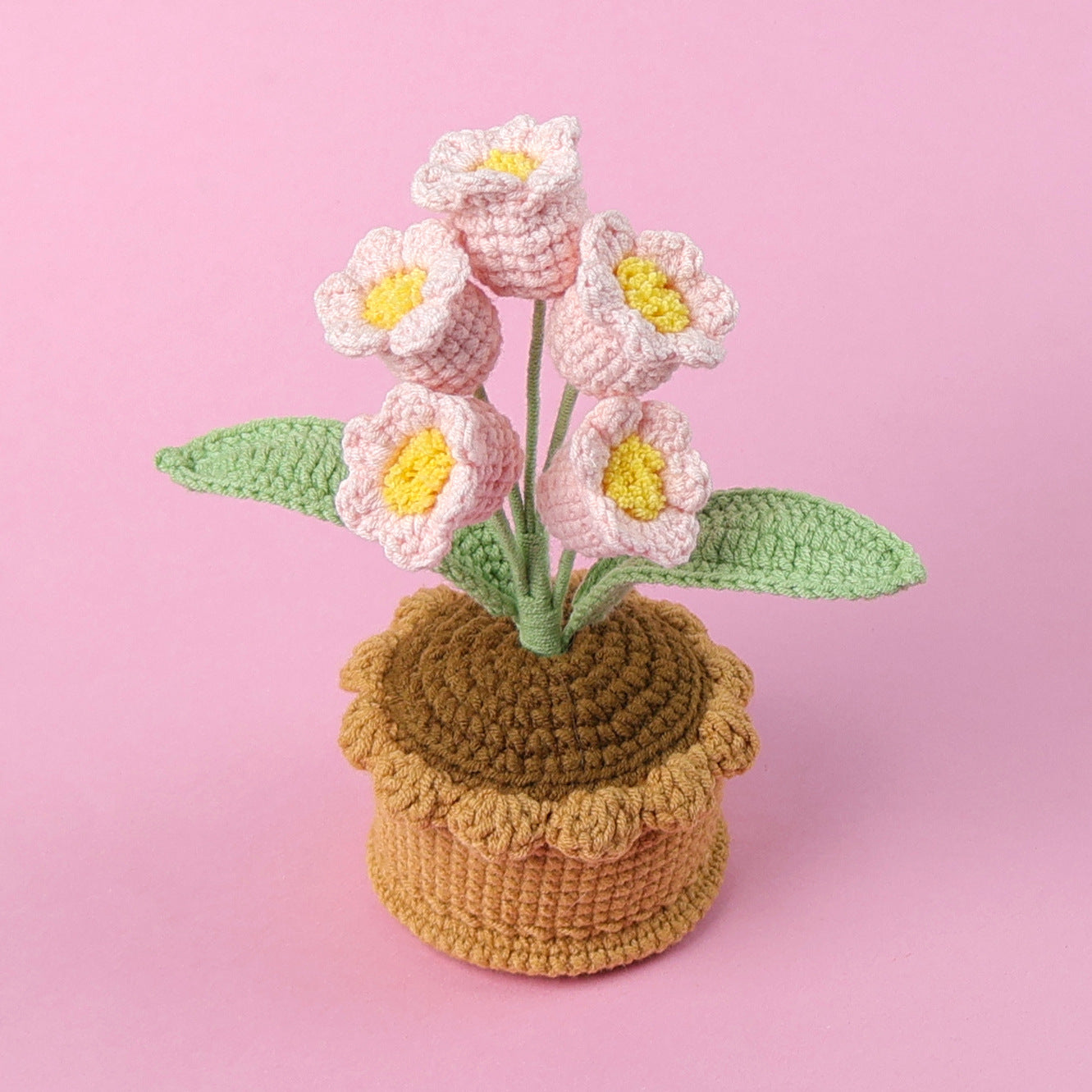 Crocheted potted plant 010