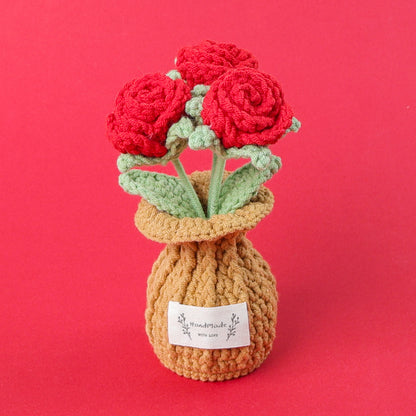 Crocheted potted plant 015