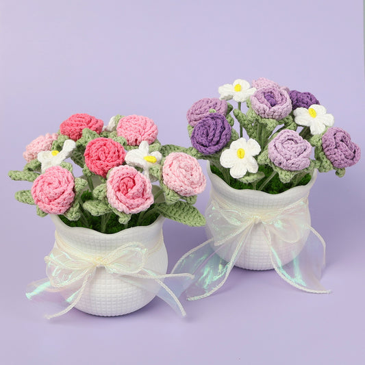 Crocheted potted plant 029