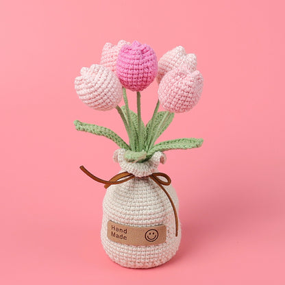 Crocheted potted plant 034