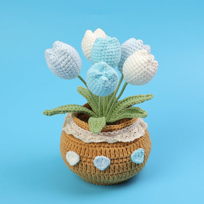 Crocheted potted plant 032