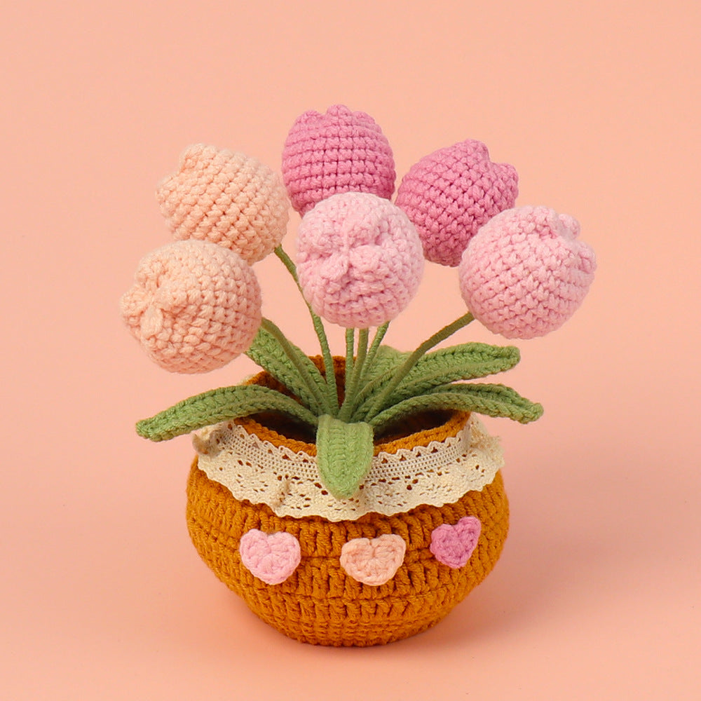 Crocheted potted plant 032