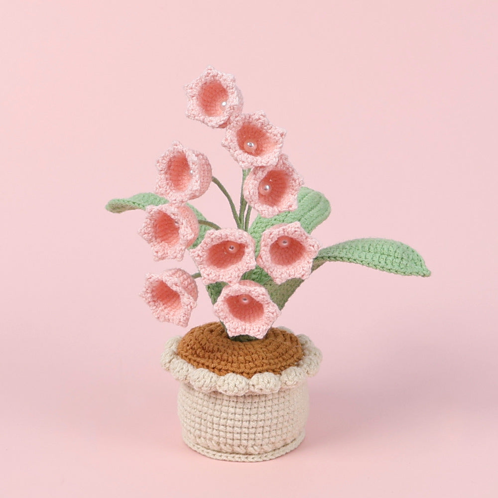 Crocheted potted plant 033