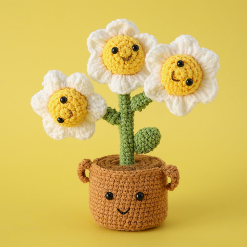 Crocheted potted plant 036