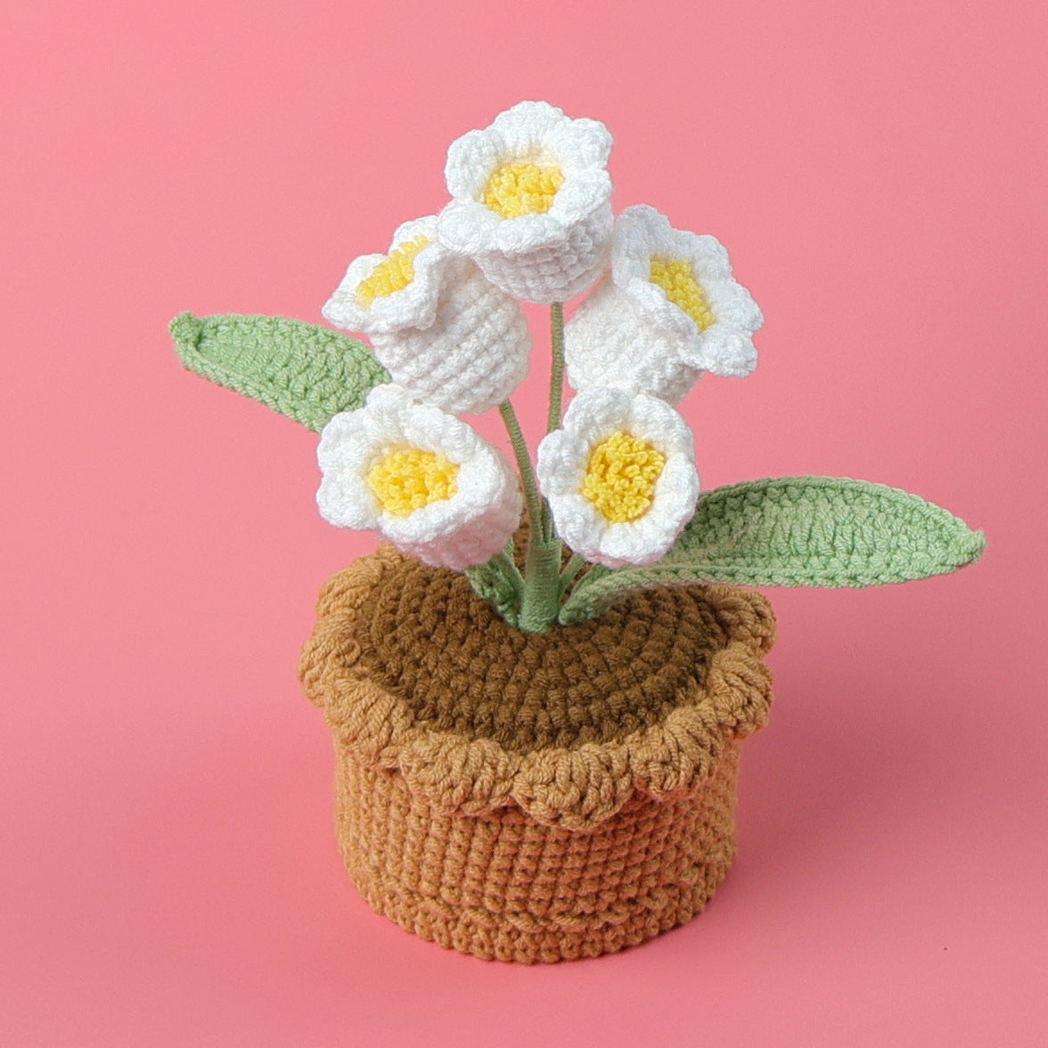 Crocheted potted plant 010