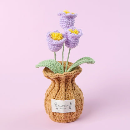 Crocheted potted plant 016