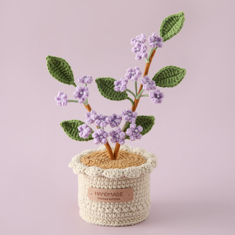 Crocheted potted plant 041