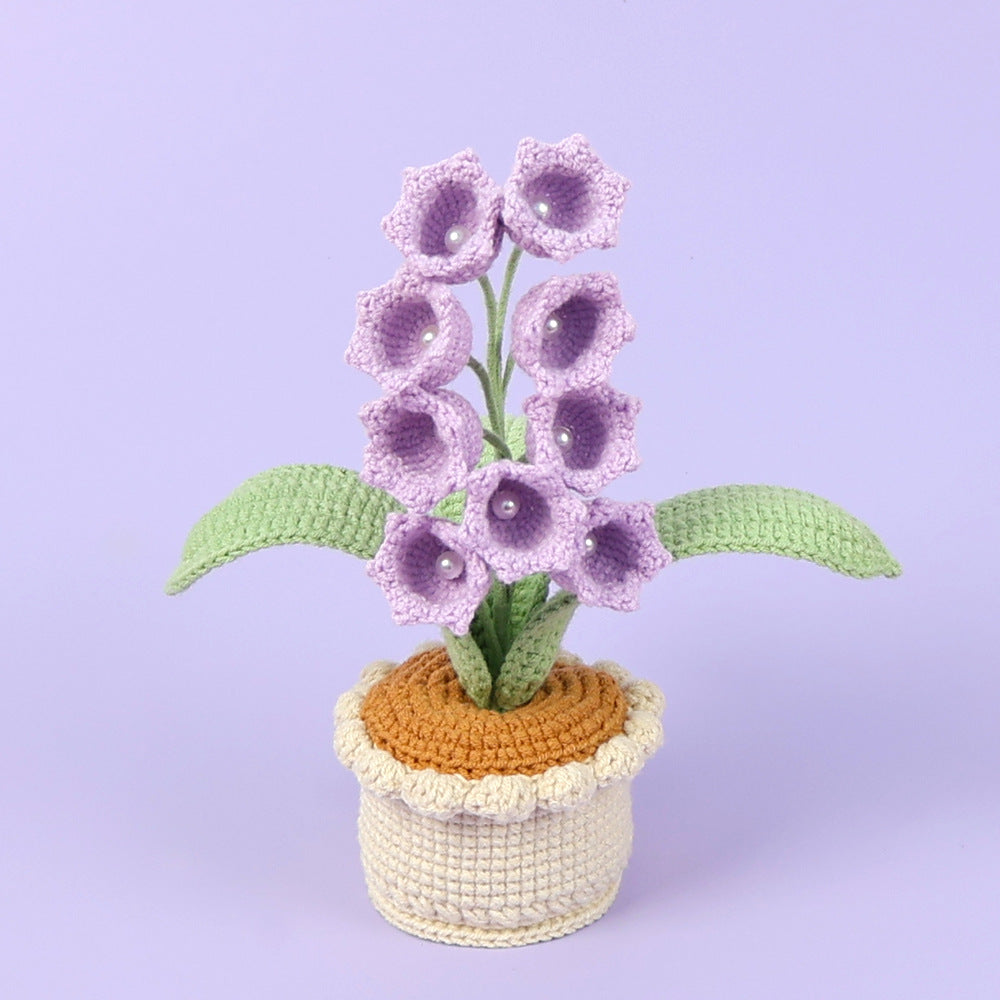 Crocheted potted plant 033