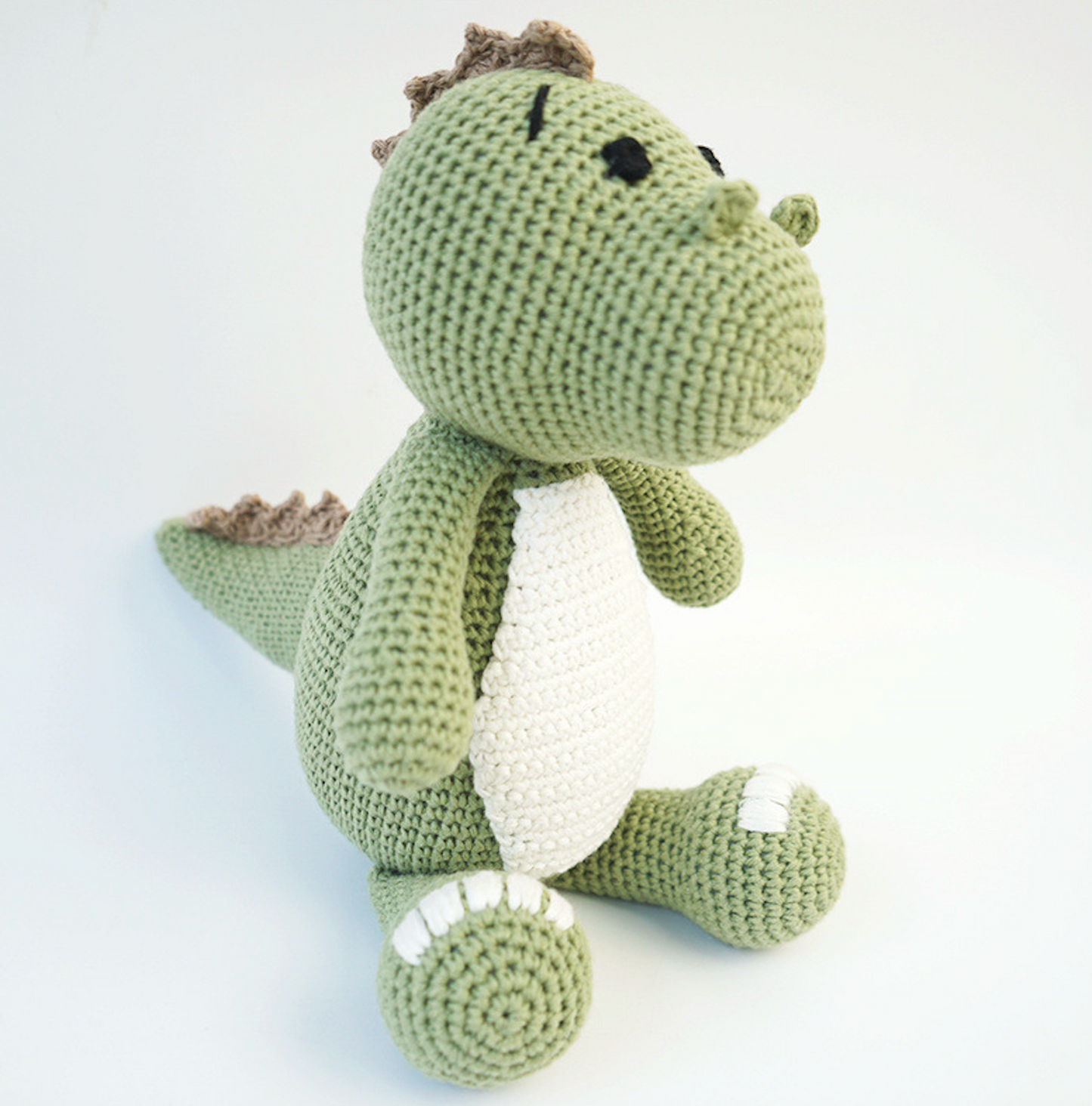 Crocheted Pendants & Ornaments 038