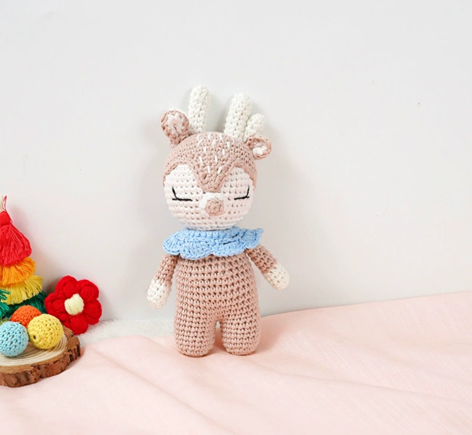 Crocheted Pendants & Ornaments 039