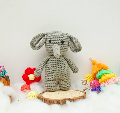 Crocheted Pendants & Ornaments 039