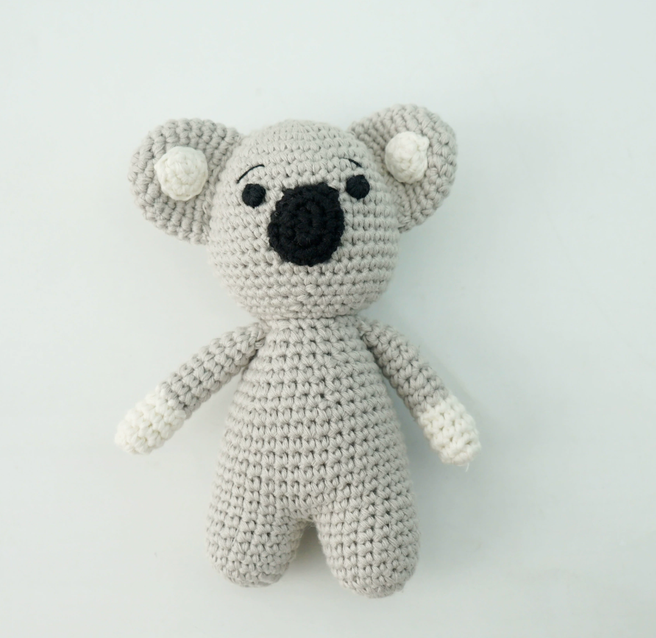 Crocheted Pendants & Ornaments 039